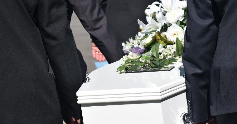 Жительница Иркутской области собирала деньги на похороны живого сына