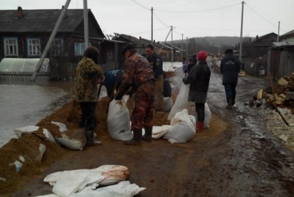 Погода в балезино на неделю. Наводнение в Балезино. Наводнение пос Балезино. Происшествия в Балезино.