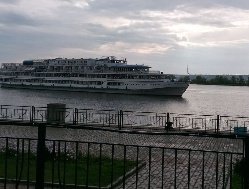 Картина дня: планы по возобновлению приёма туристических судов в Сарапуле и дело о крупном хищении у пайщиков в Ижевске