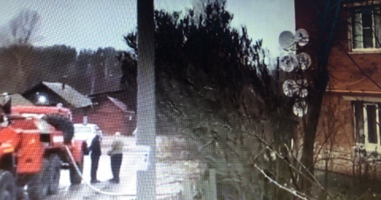 На пожаре в Сарапульском районе погибли три человека