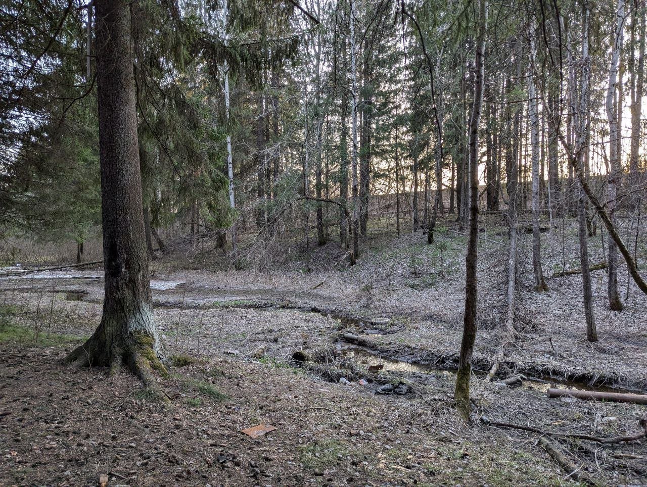 В Ижевске покраснела река Карлутка