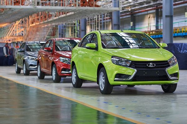 Ижевский автозавод вышел с каникул