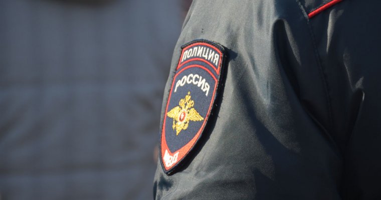 Житель Ижевска укусил полицейского