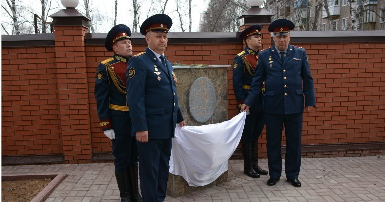 На месте бюста Феликса Дзержинского в Ижевске установили мемориальную доску доктору Фёдору Гаазу