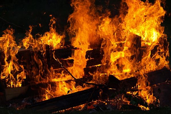 5 человек погибли в результате пожара в электронной компании в Китае