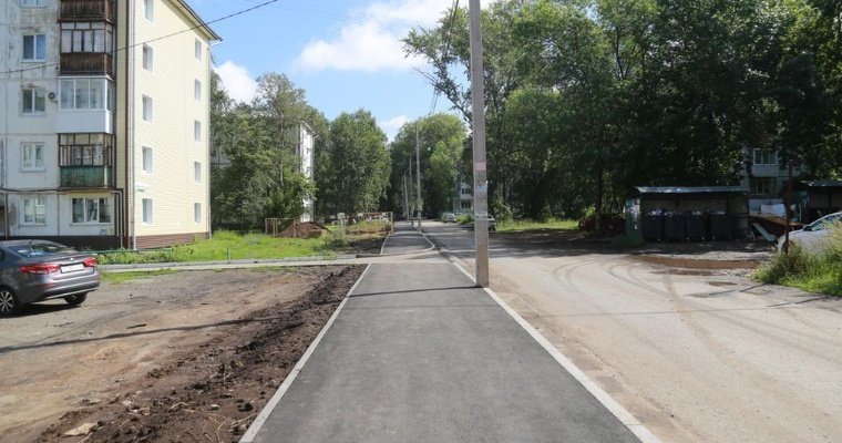 В Ижевске построили тротуар к школе №19