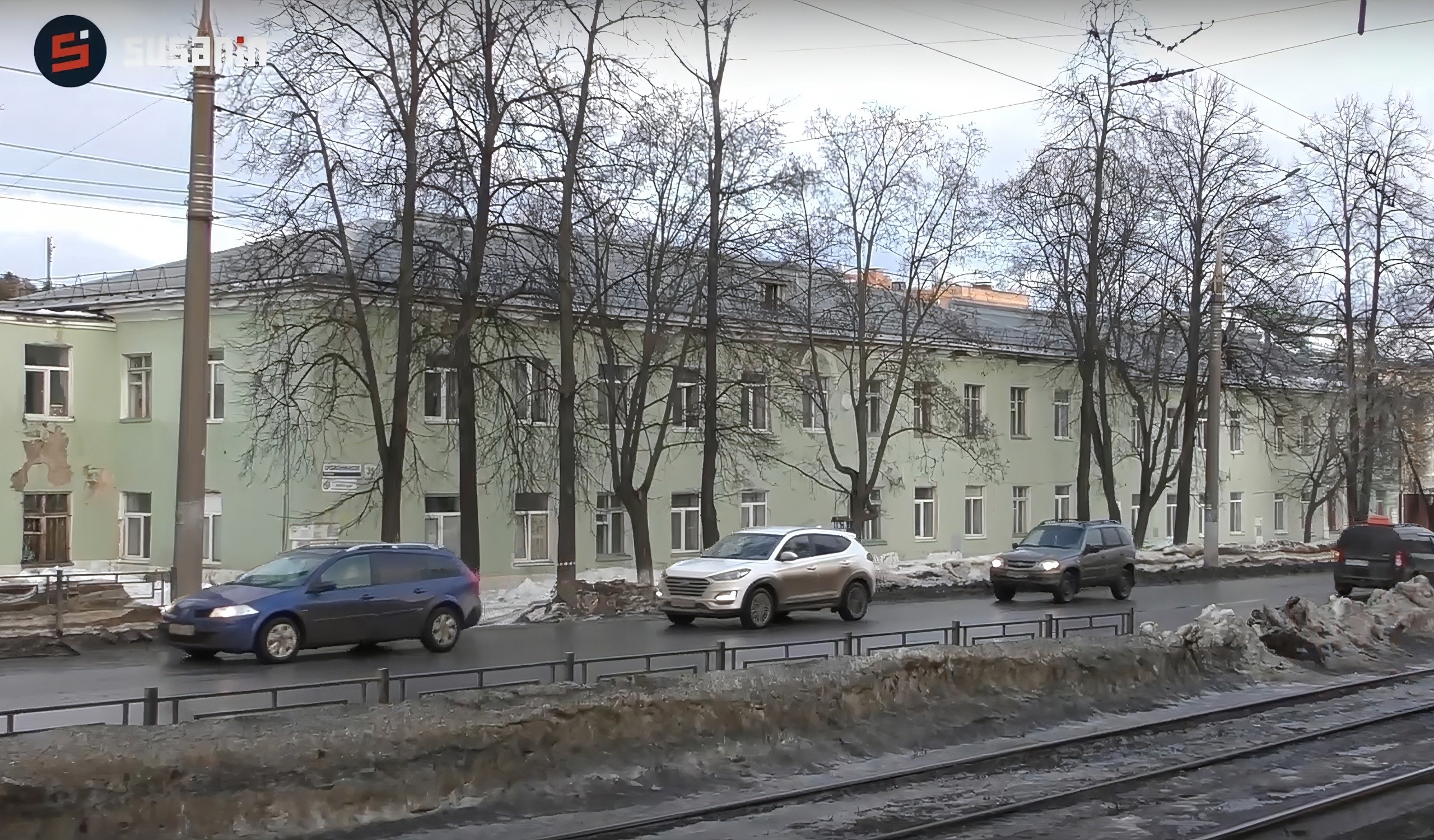 Жители двухэтажной сталинки в Ижевске пытаются признать дом аварийным