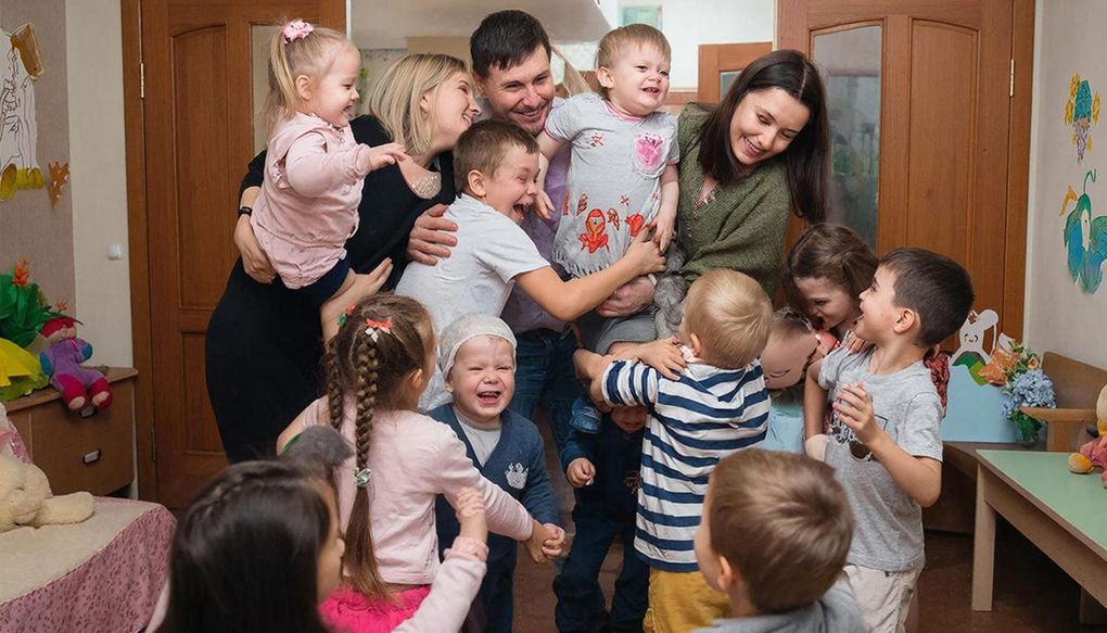 168 детей из детдомов Удмуртии обрели семью в 2025 году