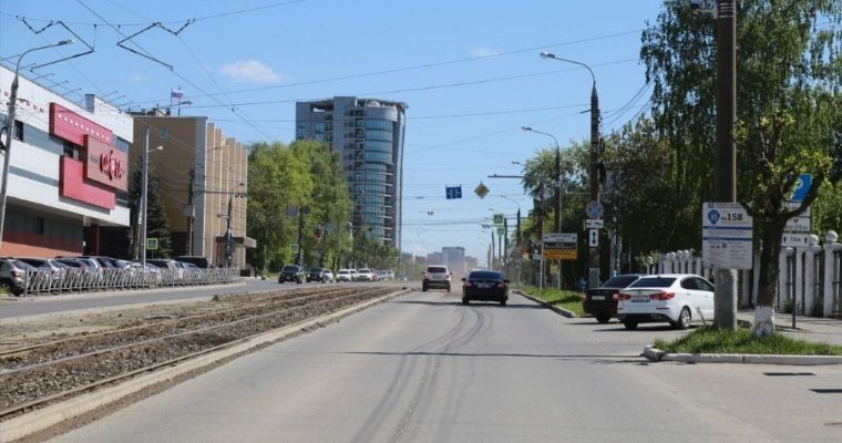 Сотрудники «Ижводоканала» уже проложили новые трубы под трамвайными путями на улице Ленина в Ижевске