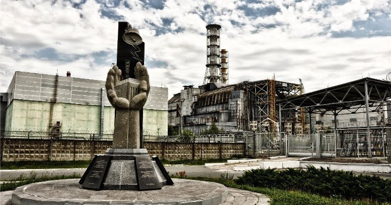В чернобыльской зоне спустя 35 лет после аварии процветает туризм