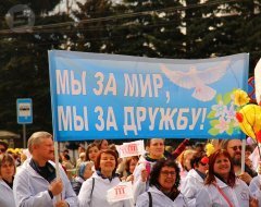 На первомайское шествие в Ижевске вышли более 50 тыс человек