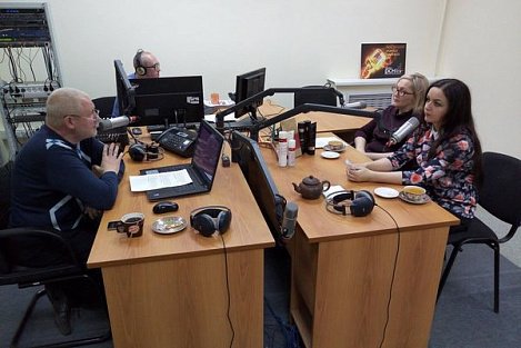 прямой эфир ижевске сейчас. погибшие в ижевской школе. день города ижевск. алиса россия 24. прямой эфир ижевске сейчас.