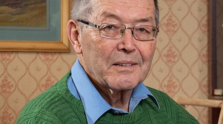 Порция жирной лапши на уши доверчивых читателей